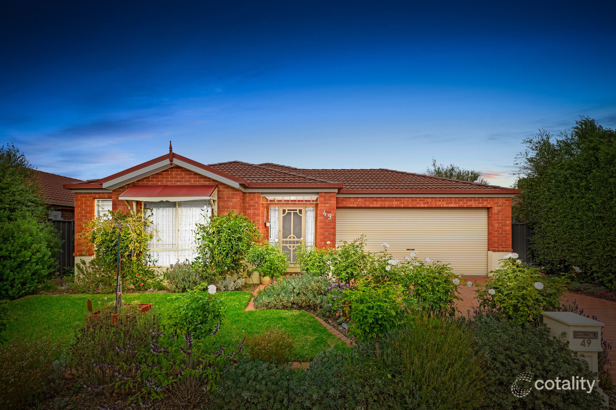 49 Eppalock Dr, Manor Lakes, VIC 3024