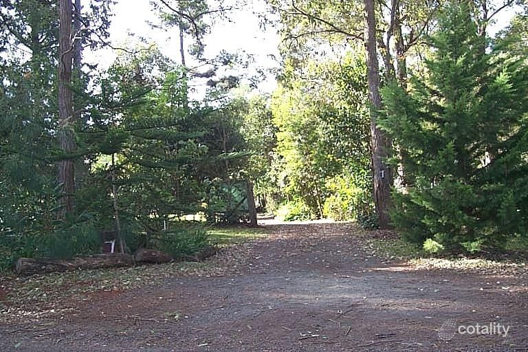 7 Knoll Rd, Tamborine Mountain, QLD 4272