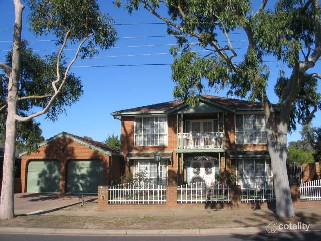 18 Lady Nelson Cres, Altona Meadows, VIC 3028