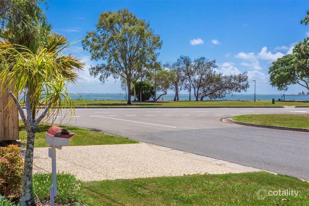 11 Endeavour Esp, Newport, QLD 4020
