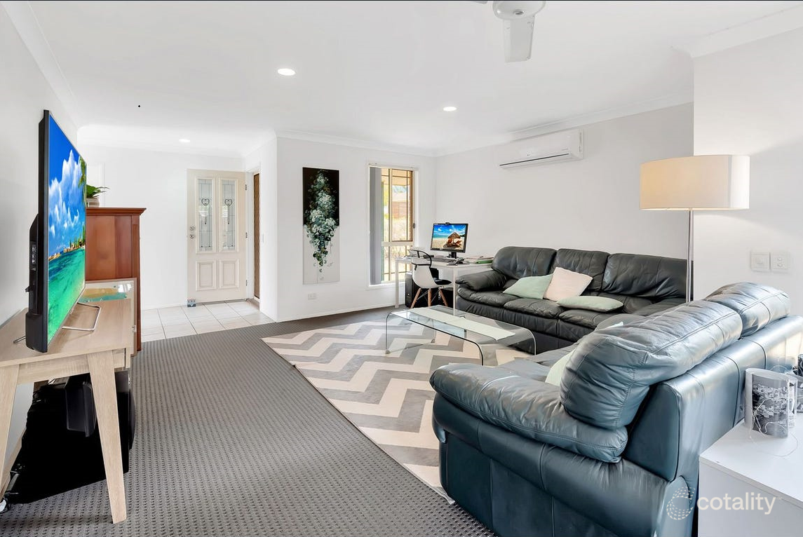 15 Griffon St, Merrimac, QLD 4226