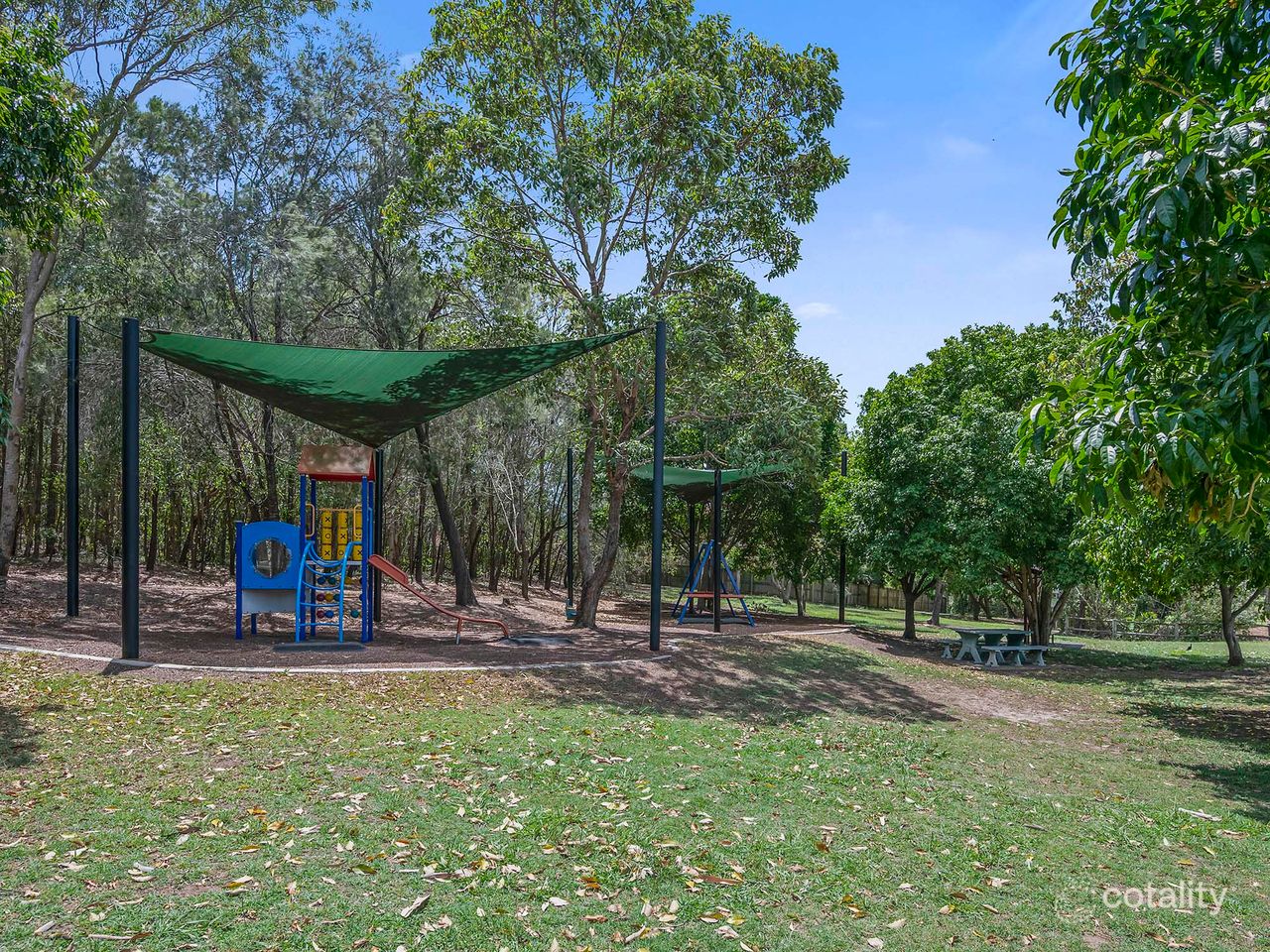 11 Mitchell Pl, Belmont, QLD 4153