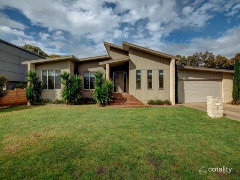 9 Mariner Ct, Port Fairy, VIC 3284