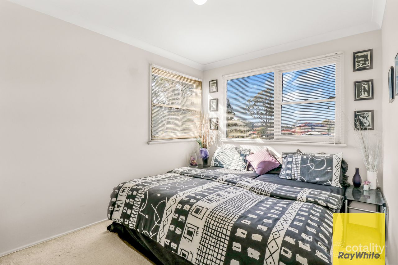 26 Lingayen Ave, Lethbridge Park, NSW 2770