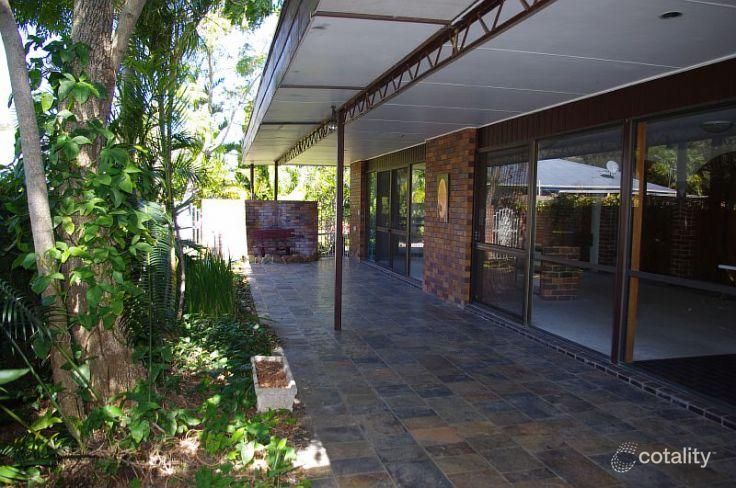 69 Old Bar Rd, Old Bar, NSW 2430