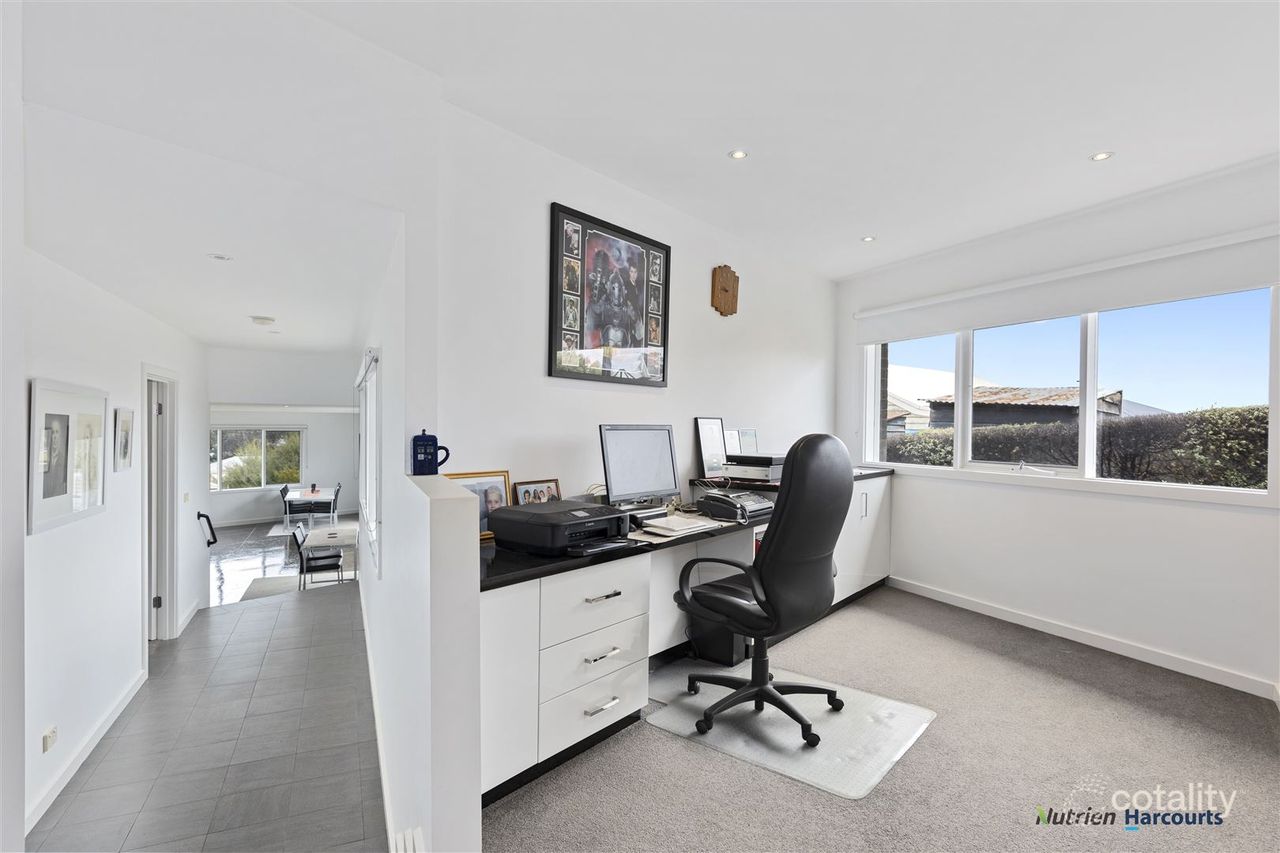 48 Villeneuve St, Alexandra, VIC 3714