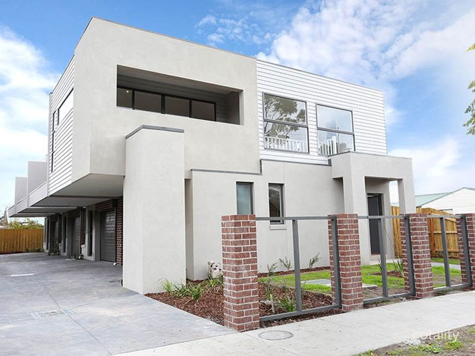 2/517 Ballarat Rd, Albion, VIC 3020