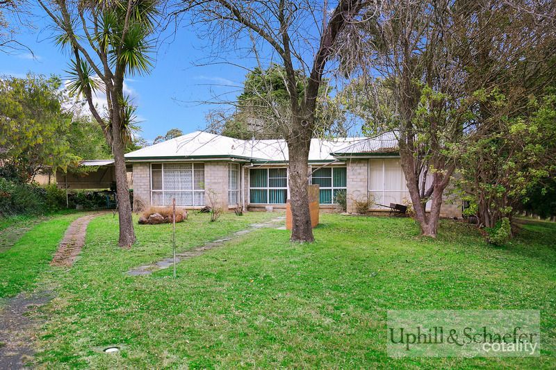 39 Kurrawatha Ave, Armidale, NSW 2350