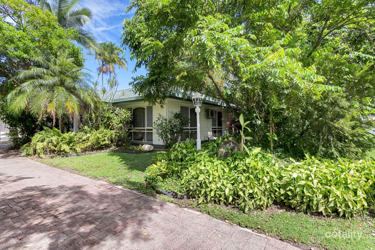 1/5 Redwood St, Whitfield, QLD 4870