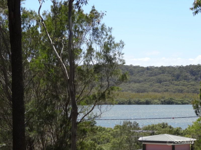 17 Opal Ct, Russell Island, QLD 4184