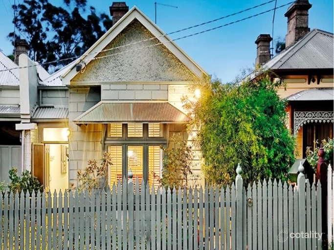 15 Lingwell Rd, Hawthorn East, VIC 3123
