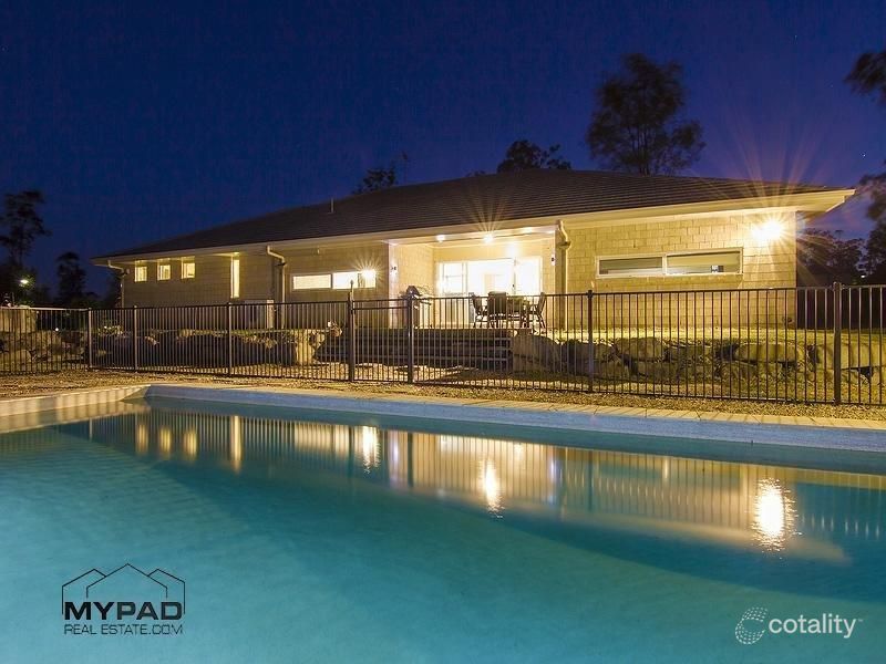 362-370 Spring Mountain Dr, Greenbank, QLD 4124