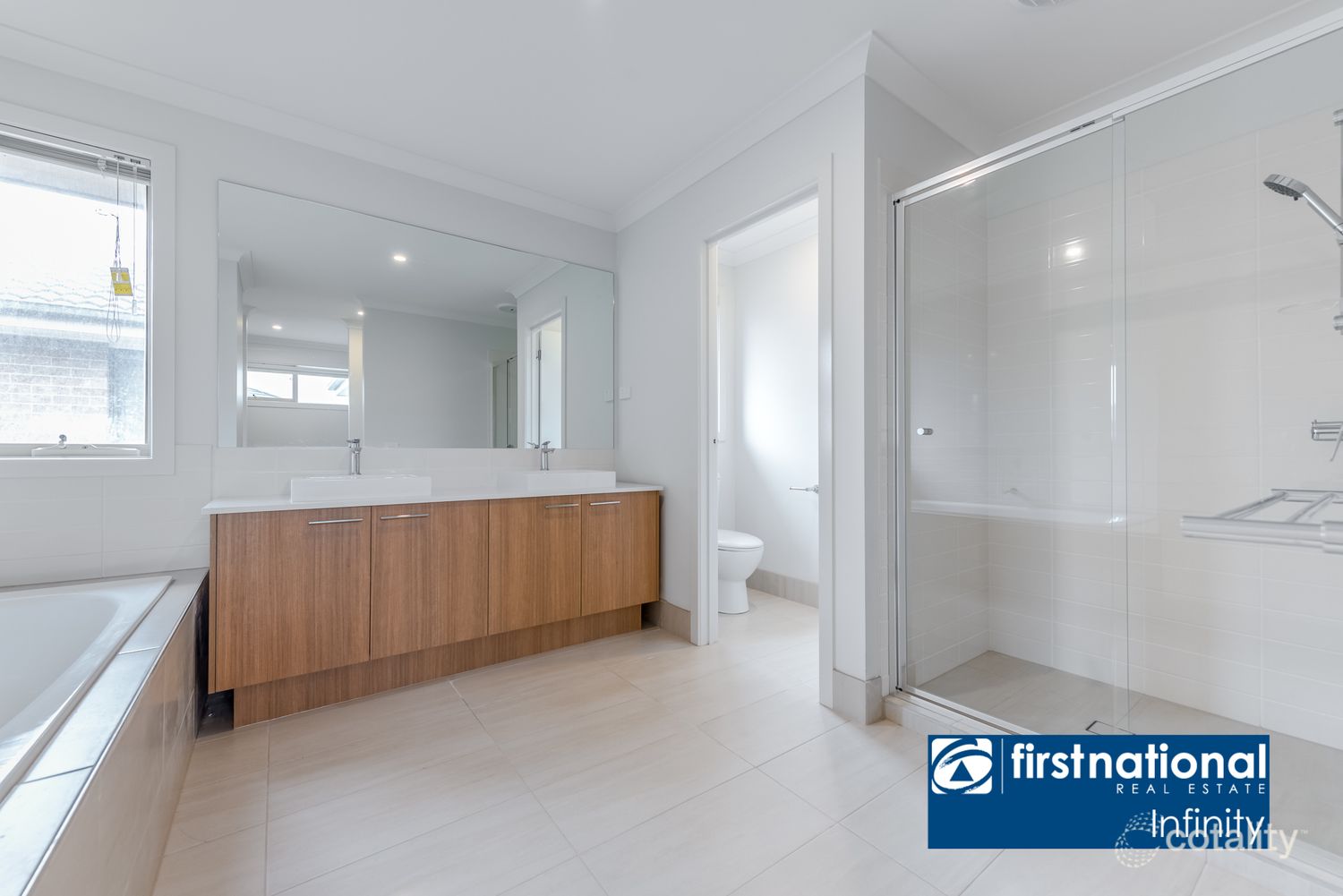 43 Peroomba Dr, Point Cook, VIC 3030