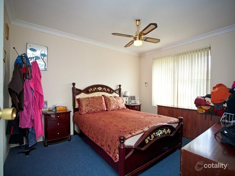 2 Cradle Cl, Alexander Heights, WA 6064
