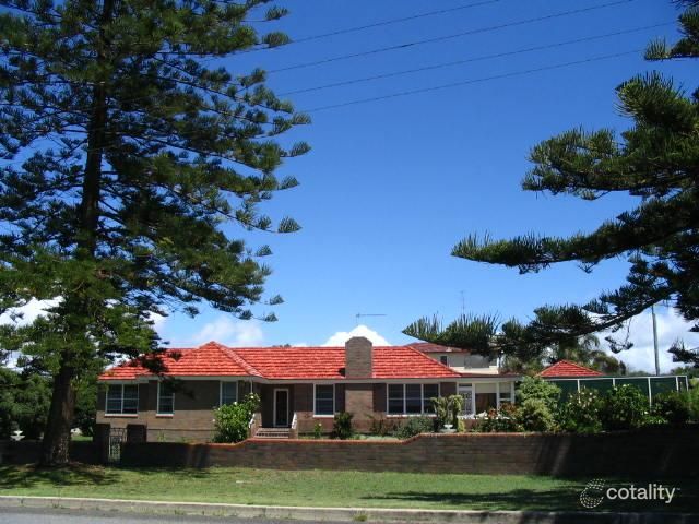 25 Allard St, Redhead, NSW 2290