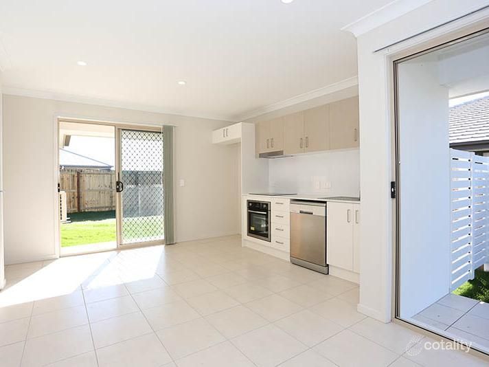 2/65 Coggins St, Caboolture South, QLD 4510