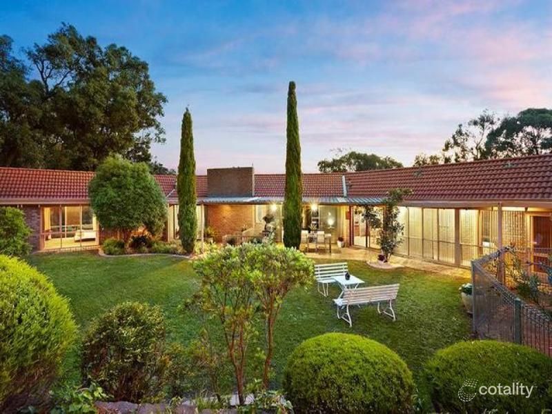 39 Warringah Cres, Eltham, VIC 3095