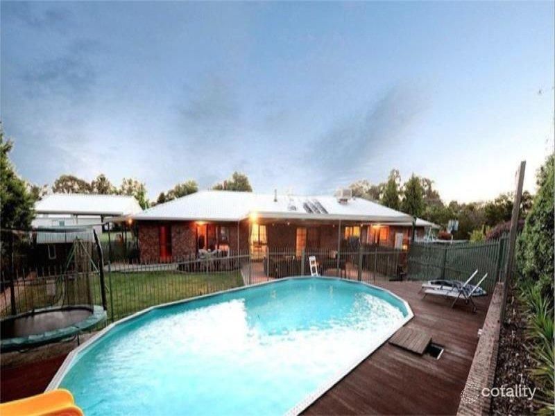 70 Weeroona Rd, Langwarrin South, VIC 3911