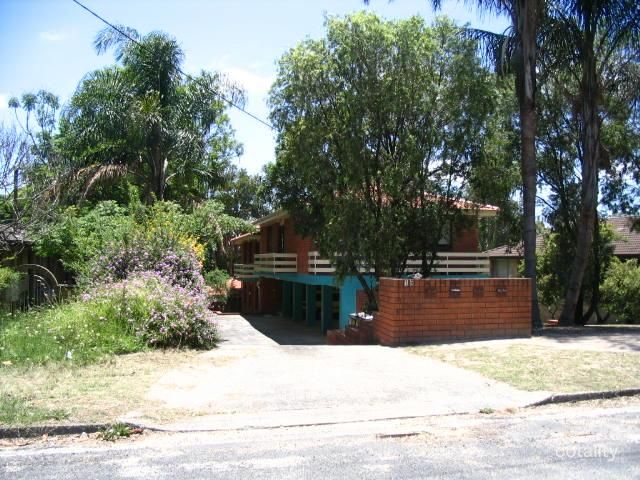 16 Sinclair St, Gosford, NSW 2250