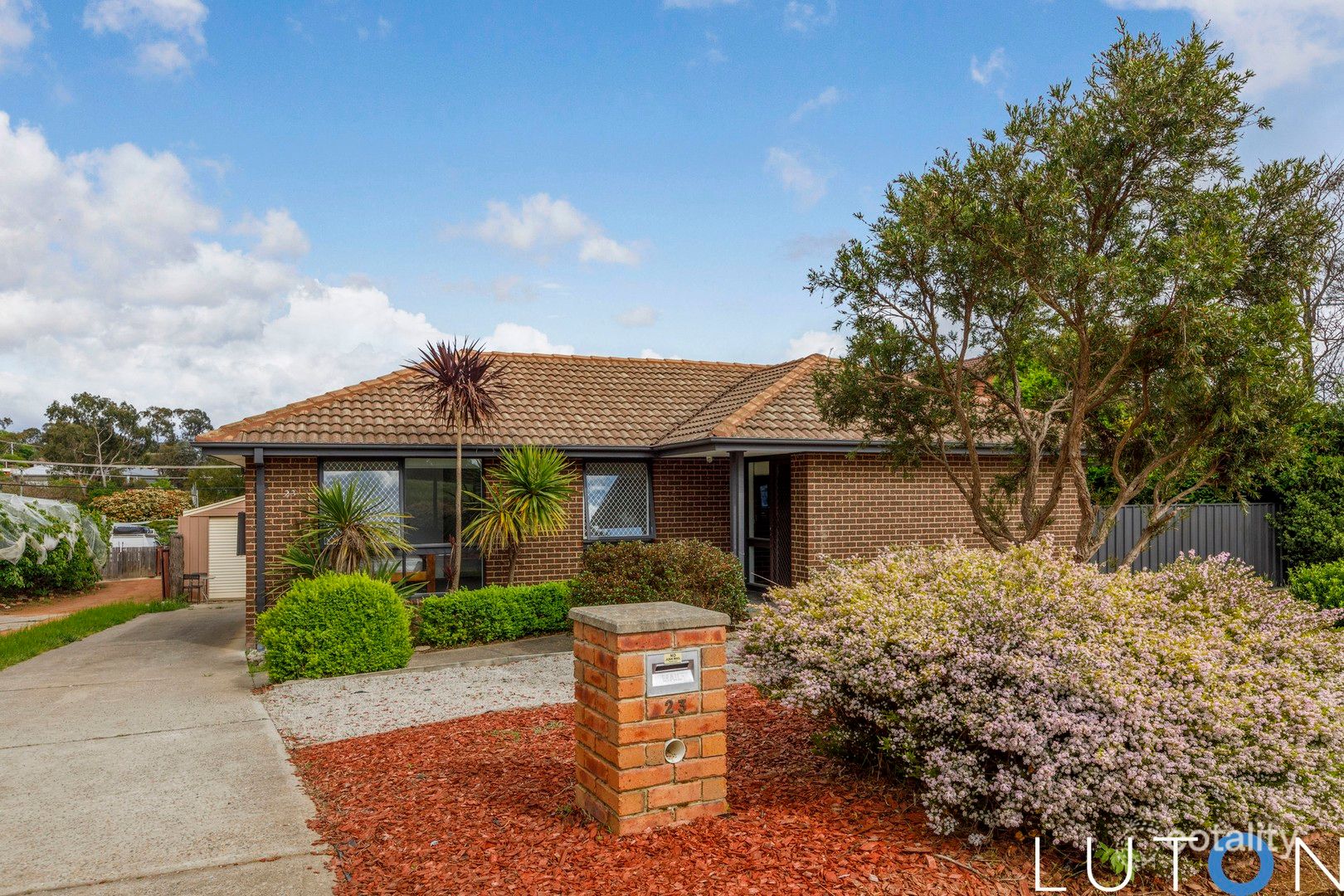 23 Wrenfordsley Pl, Latham, ACT 2615