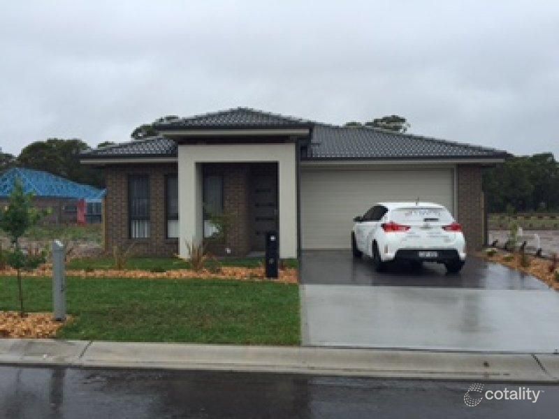 12 Moxon St, Oran Park, NSW 2570