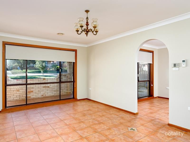 4 Quail St, Mount Austin, NSW 2650