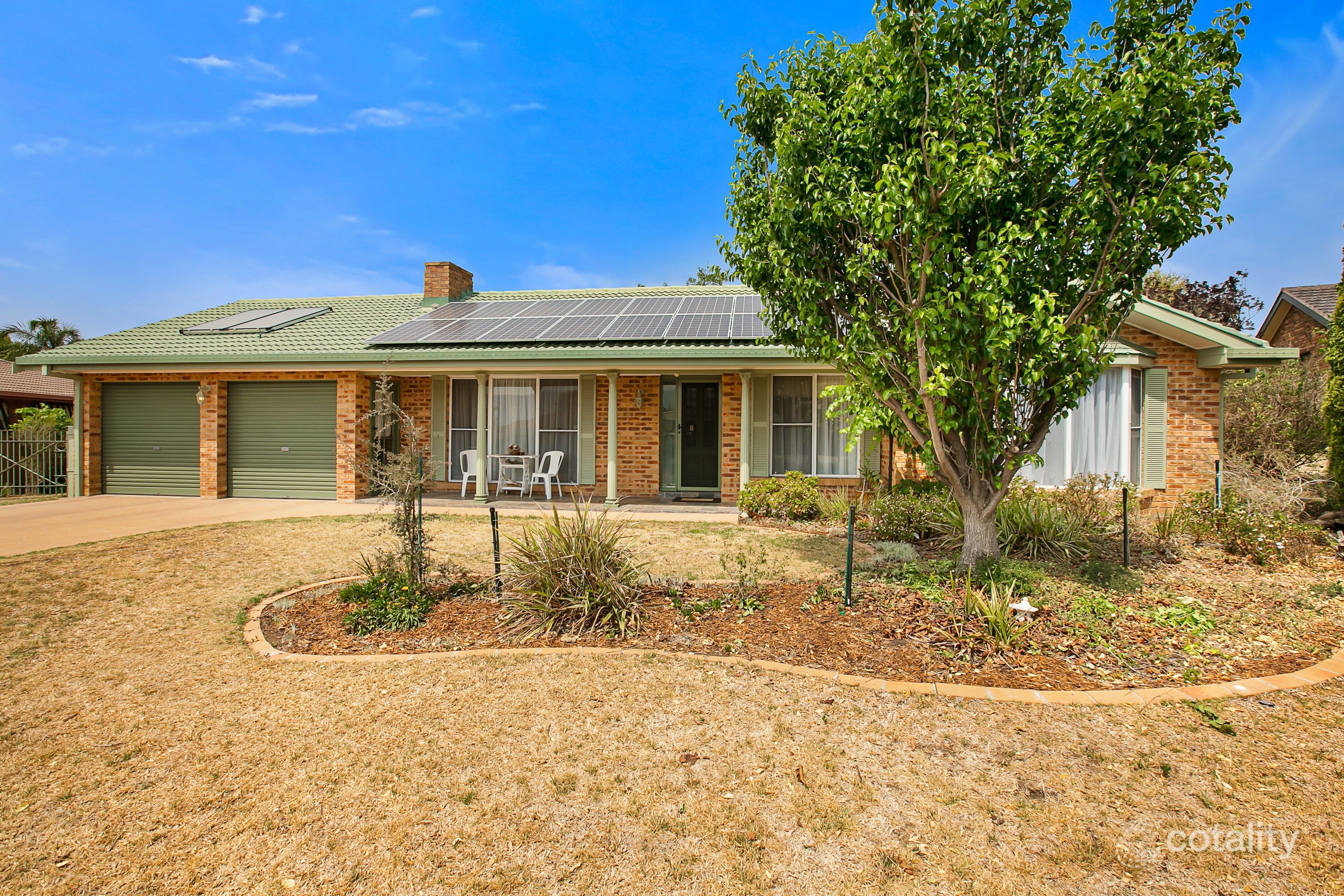 42 Amaroo Rd, Hillvue, NSW 2340