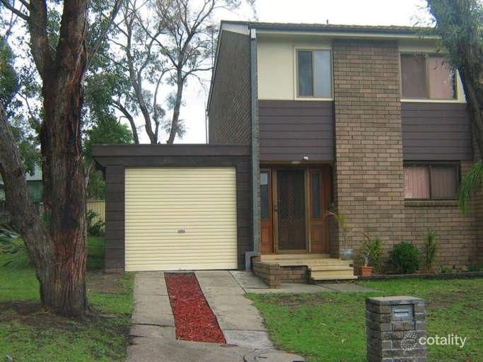 14 Stringybark Pl, Bradbury, NSW 2560