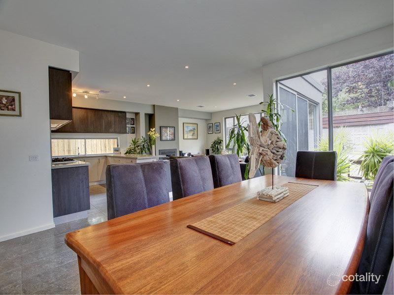 1b Warringa Rd, Frankston South, VIC 3199