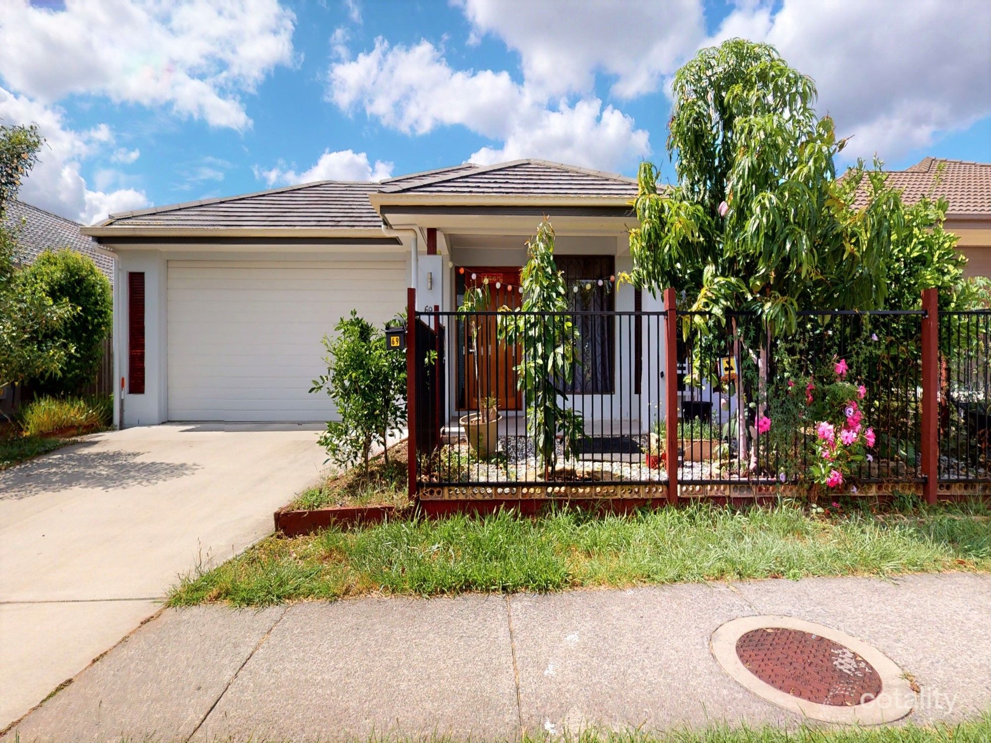 69 Burnett Dr, Holmview, QLD 4207
