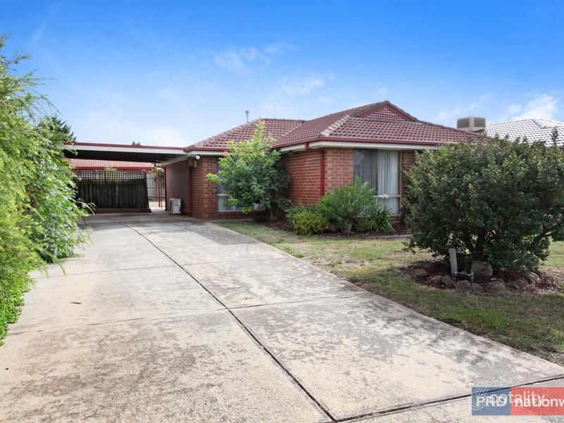14 Lloyd Ct, Brookfield, VIC 3338
