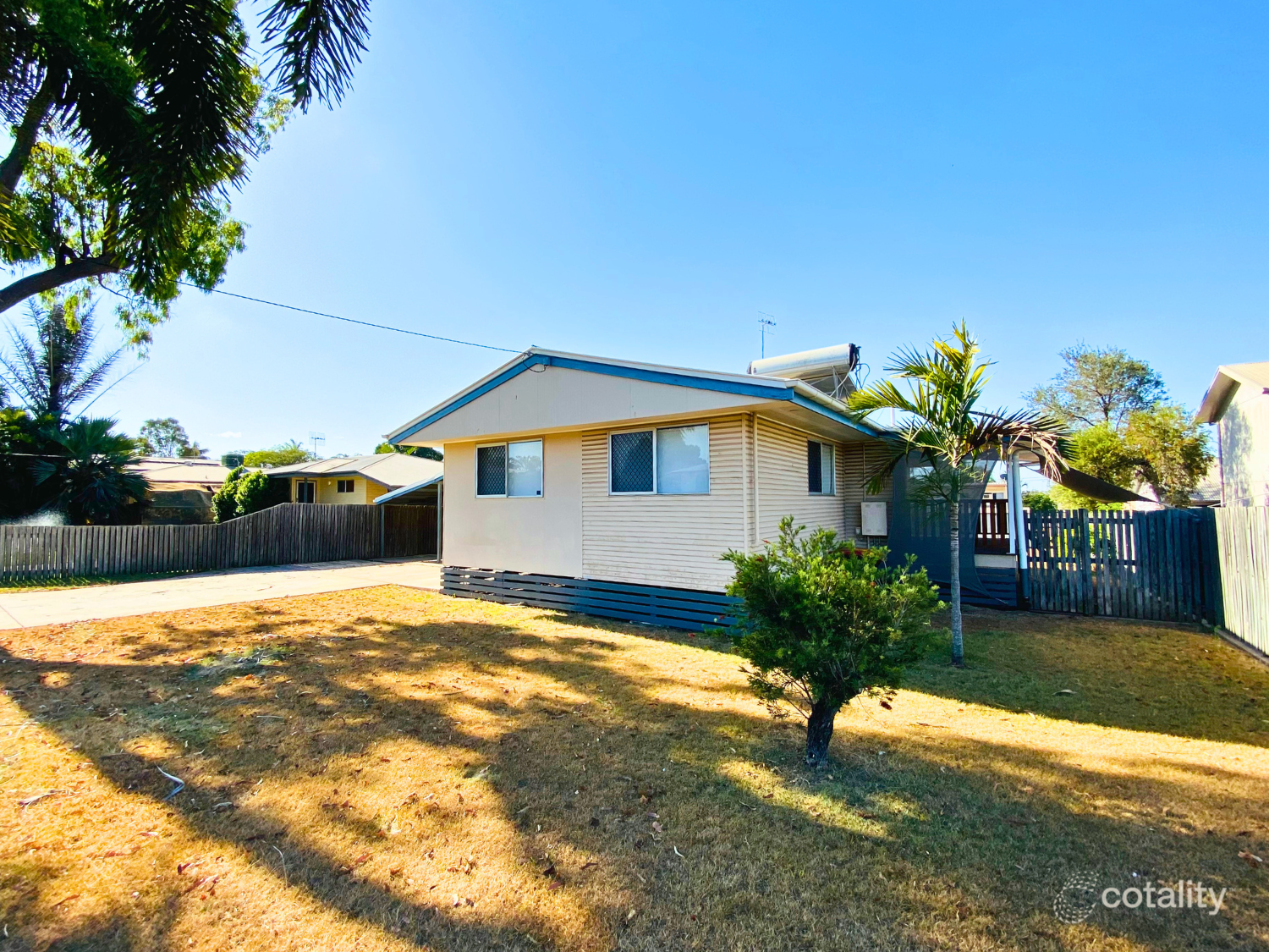 2 Bowen Ct, Moranbah, QLD 4744