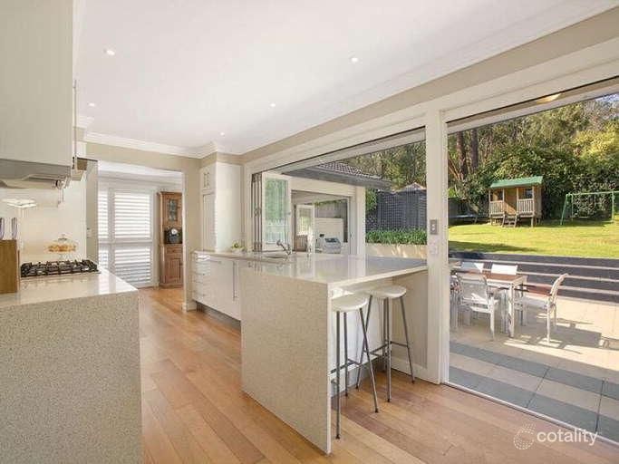 5 Greenvalley Ave, St Ives, NSW 2075