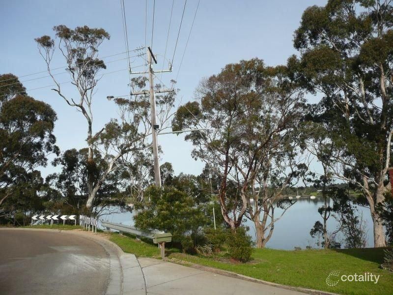 2/65 Newlands Dr, Paynesville, VIC 3880