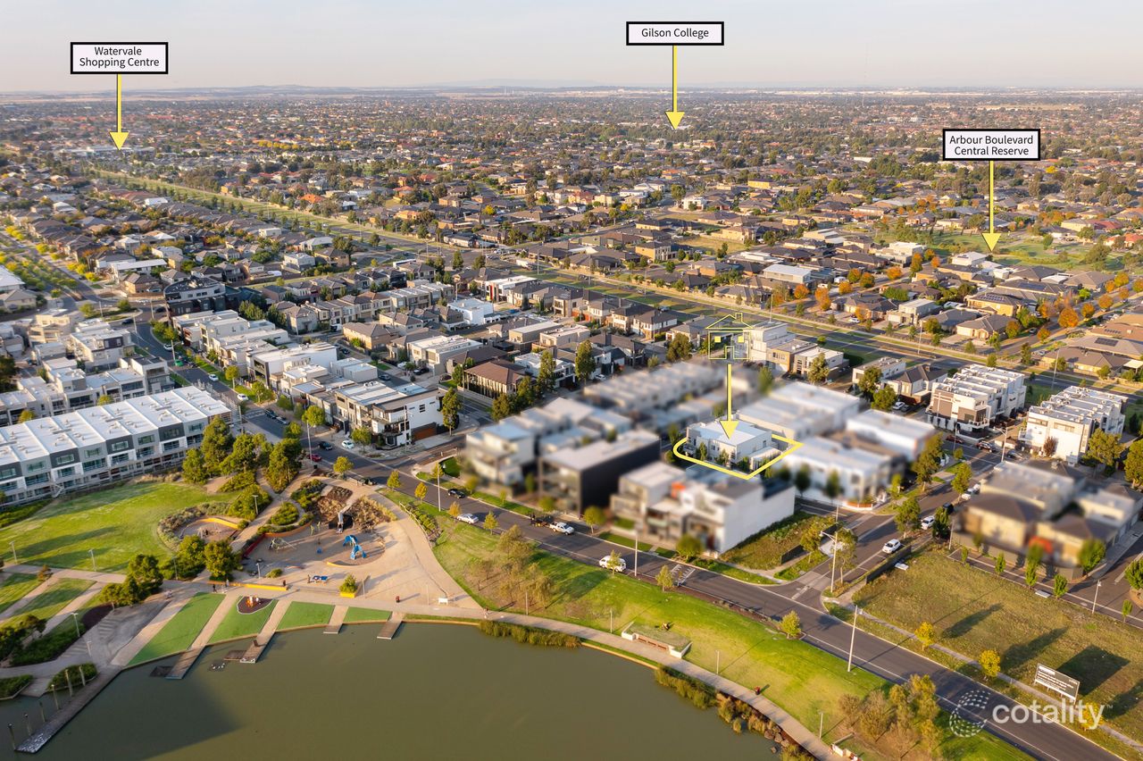 7 Waterview Walk, Caroline Springs, VIC 3023