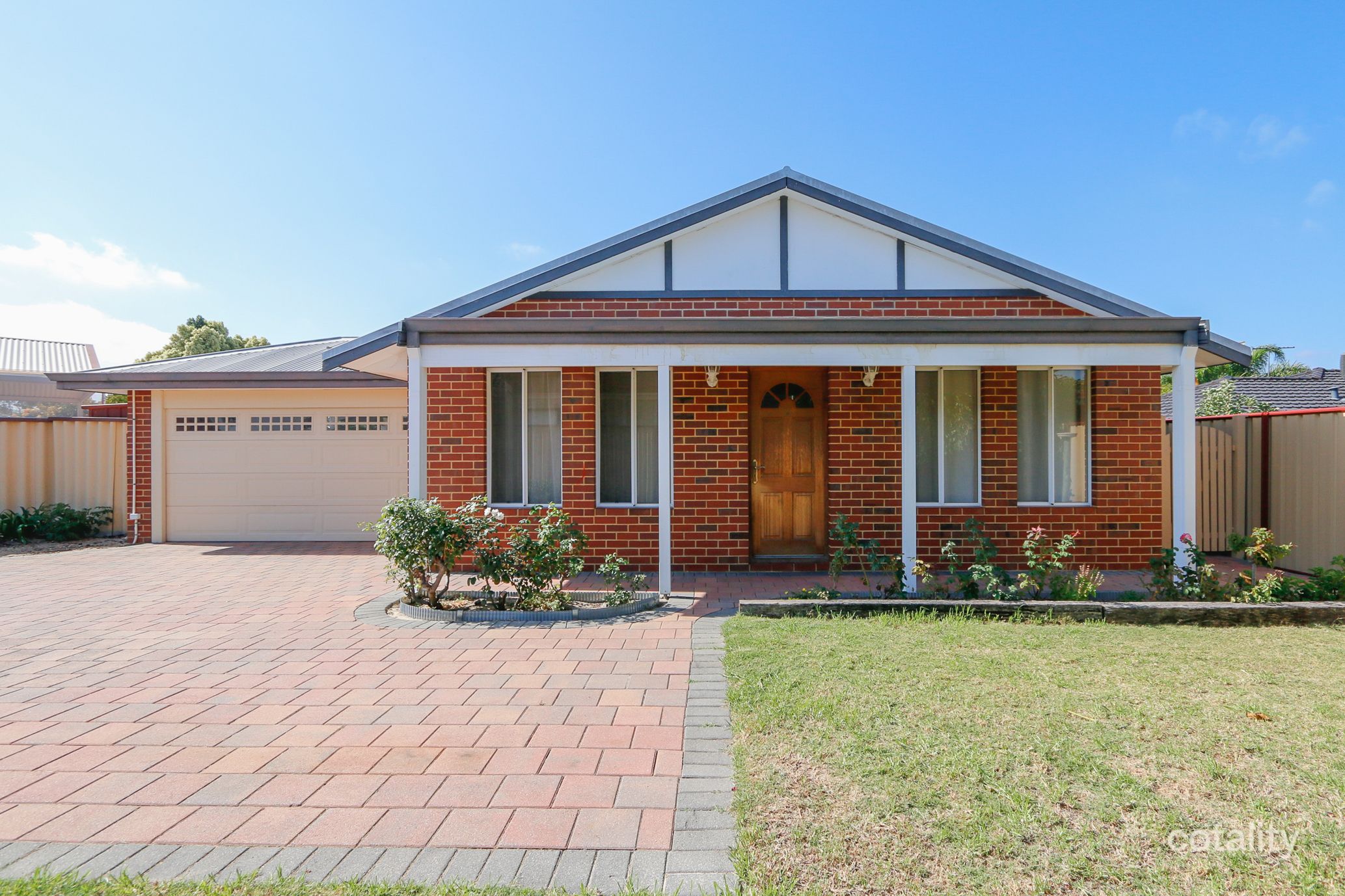 22 Coomer Elb, South Guildford, WA 6055