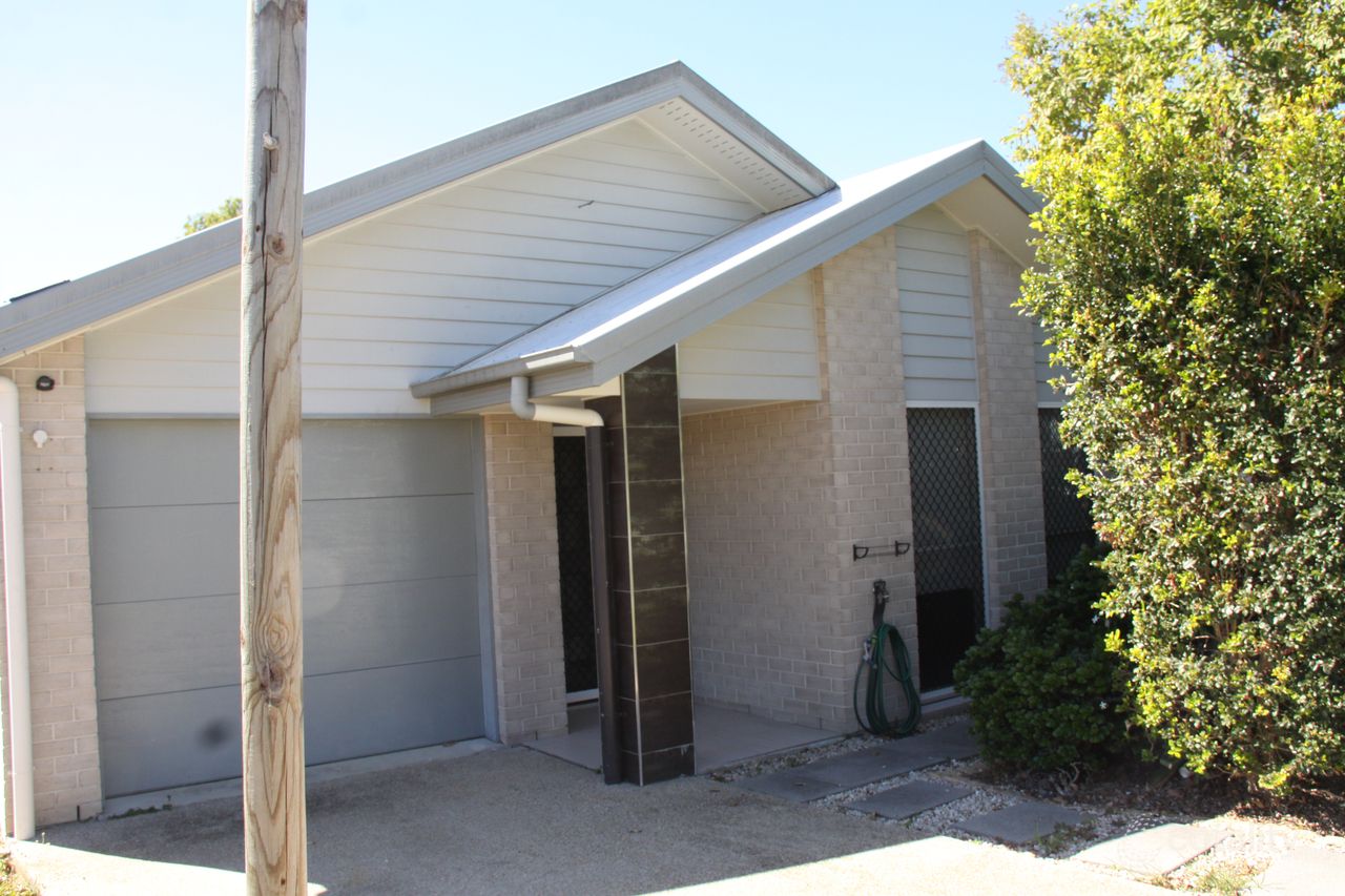 6 Aurora Rd, Tannum Sands, QLD 4680