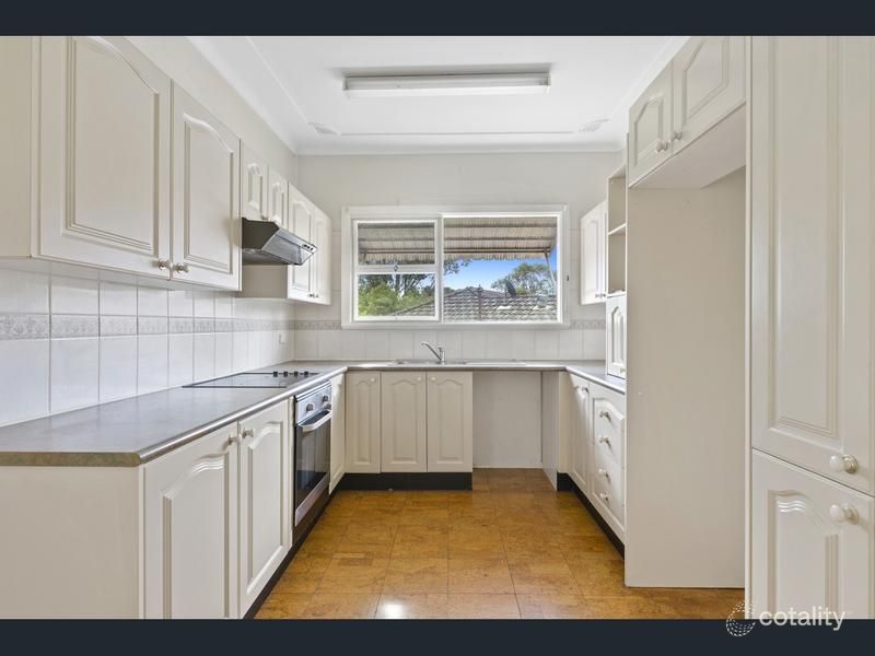 4 Keith St, Wyoming, NSW 2250