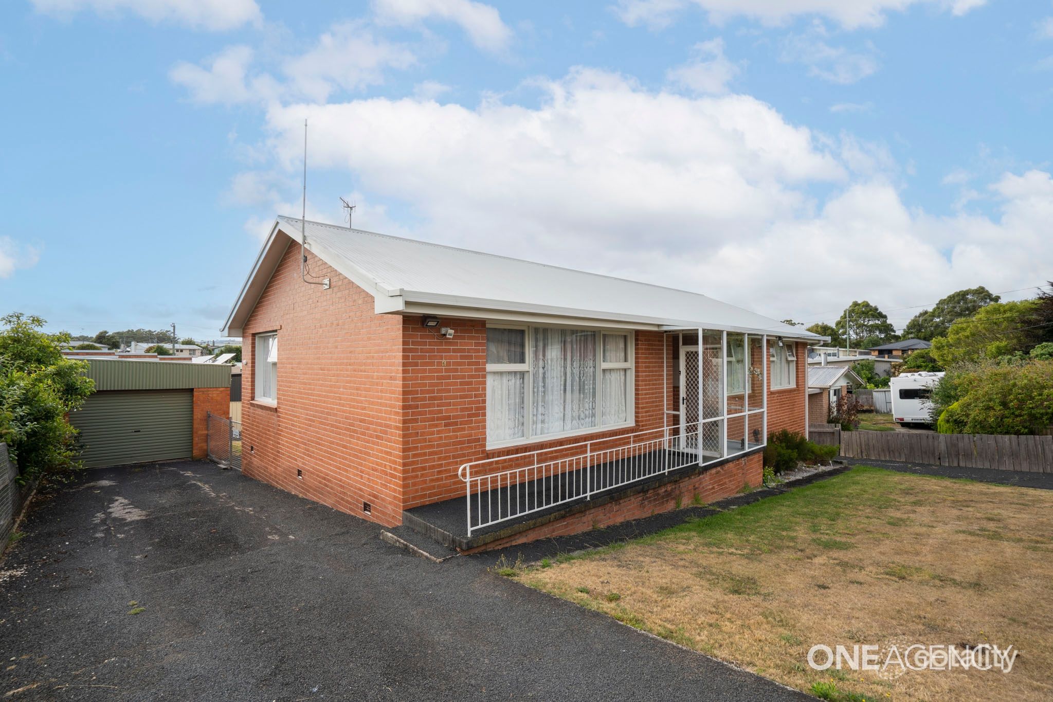 6 Guy Cres, Somerset, TAS 7322