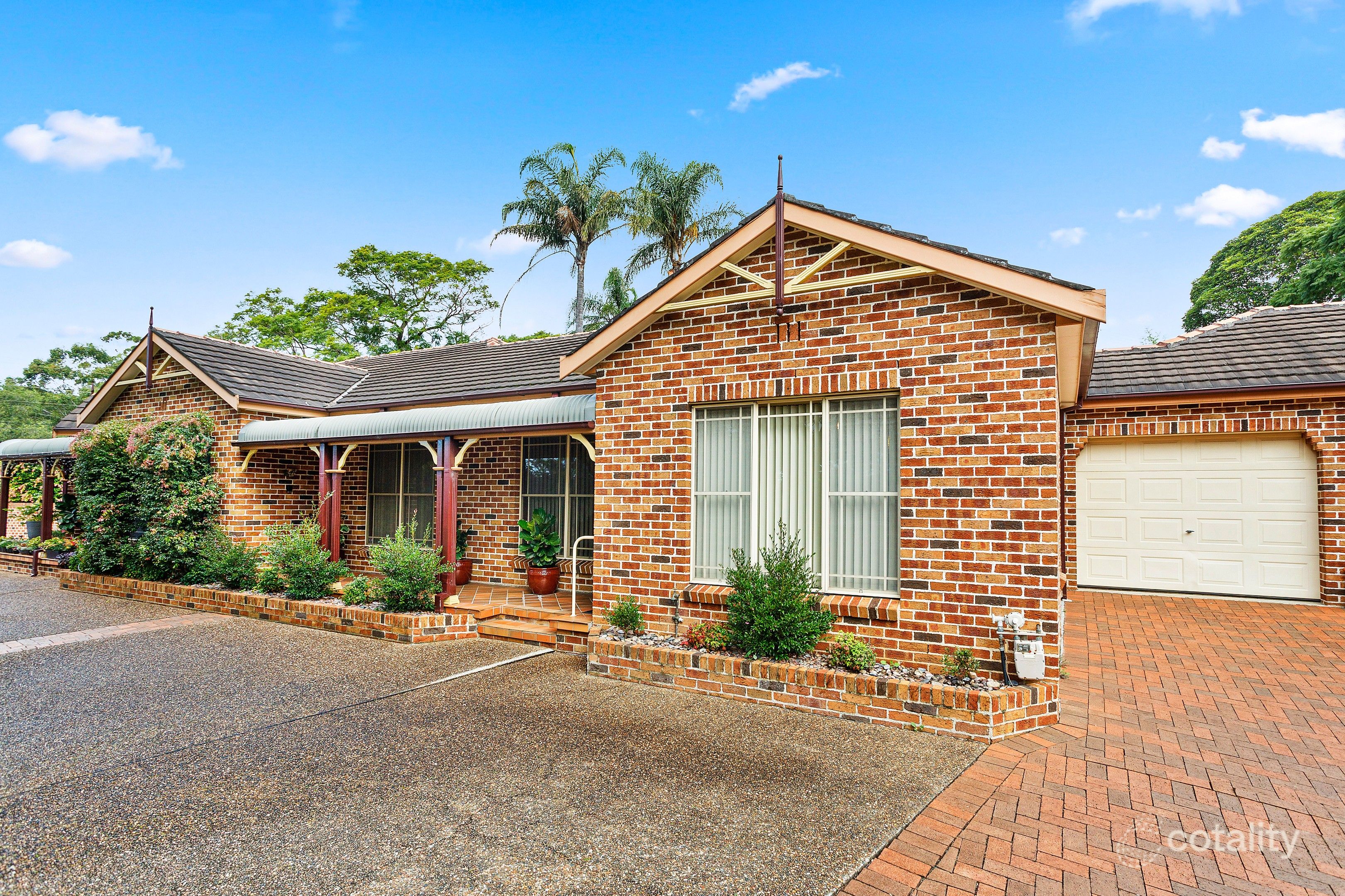 2/62 Foothills Rd, Balgownie, NSW 2519