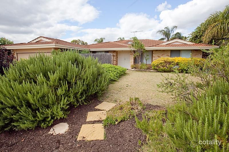 53 Trappers Dr, Woodvale, WA 6026