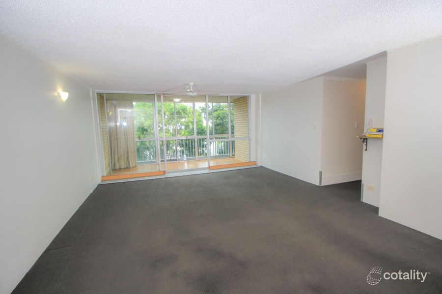 9/18 Queen St, Southport, QLD 4215