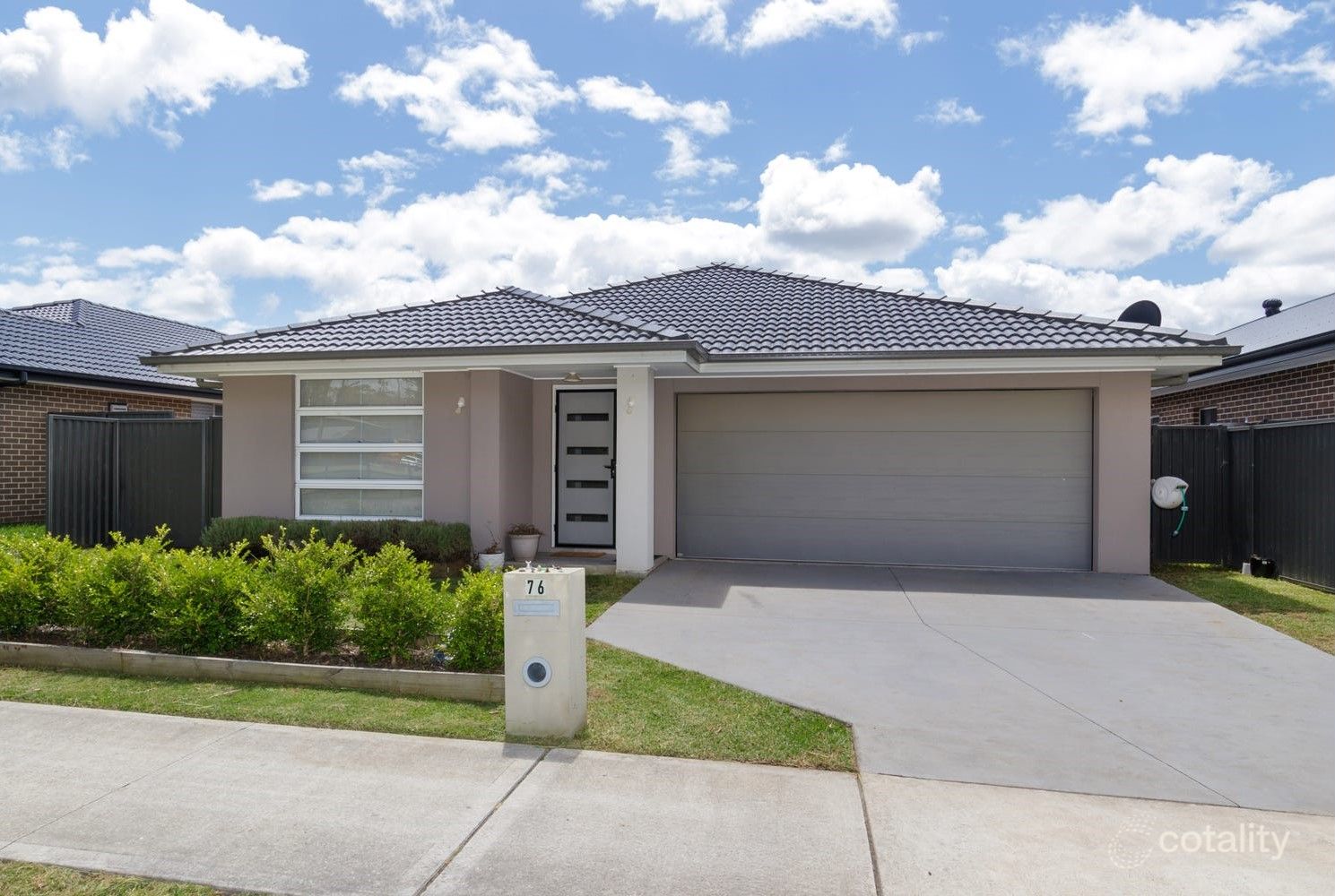 76 Jarvis St, Thirlmere, NSW 2572