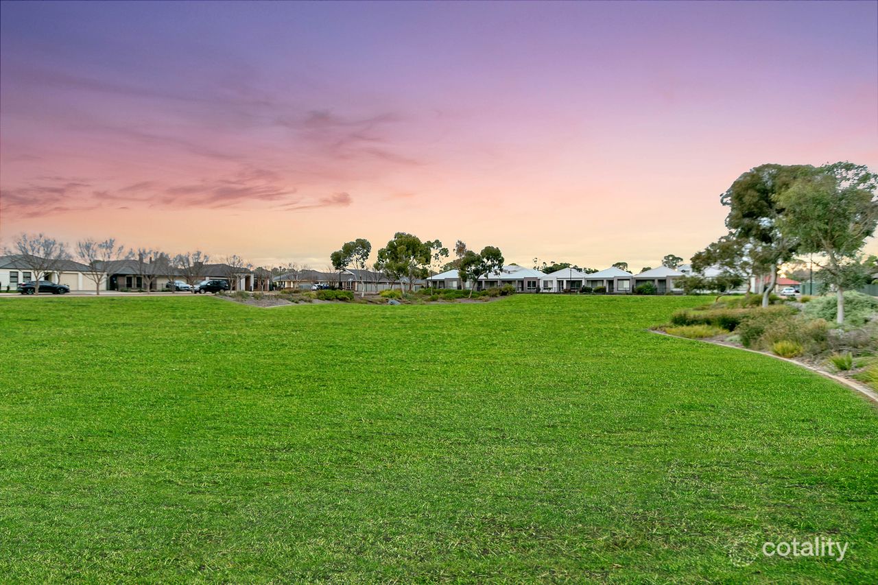 9 Flannery Cres, Andrews Farm, SA 5114