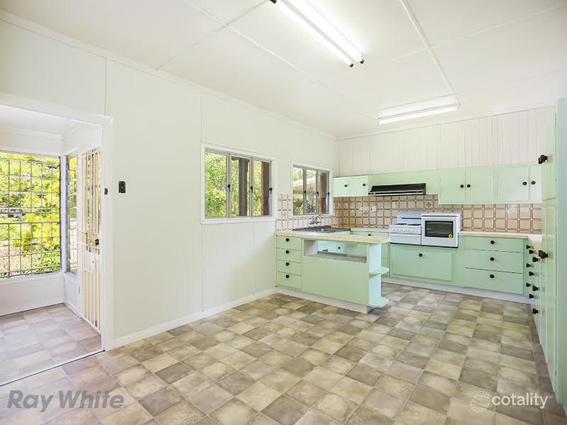 60 Cheviot St, Grange, QLD 4051