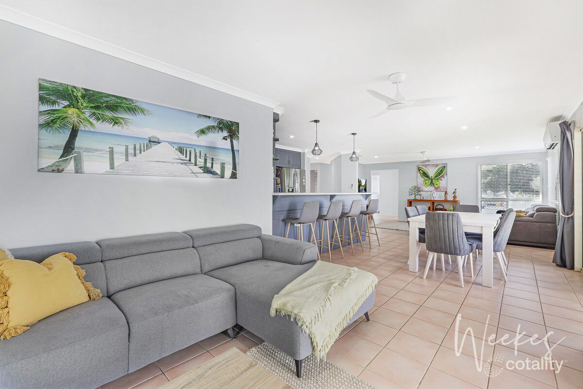 8 Saint Marys Ct, Kepnock, QLD 4670