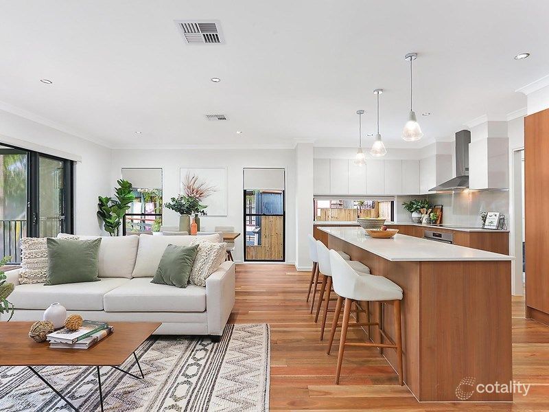225 Chapel Hill Rd, Chapel Hill, QLD 4069