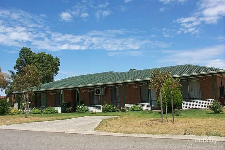 22 Vanessa Way, Swan View, WA 6056