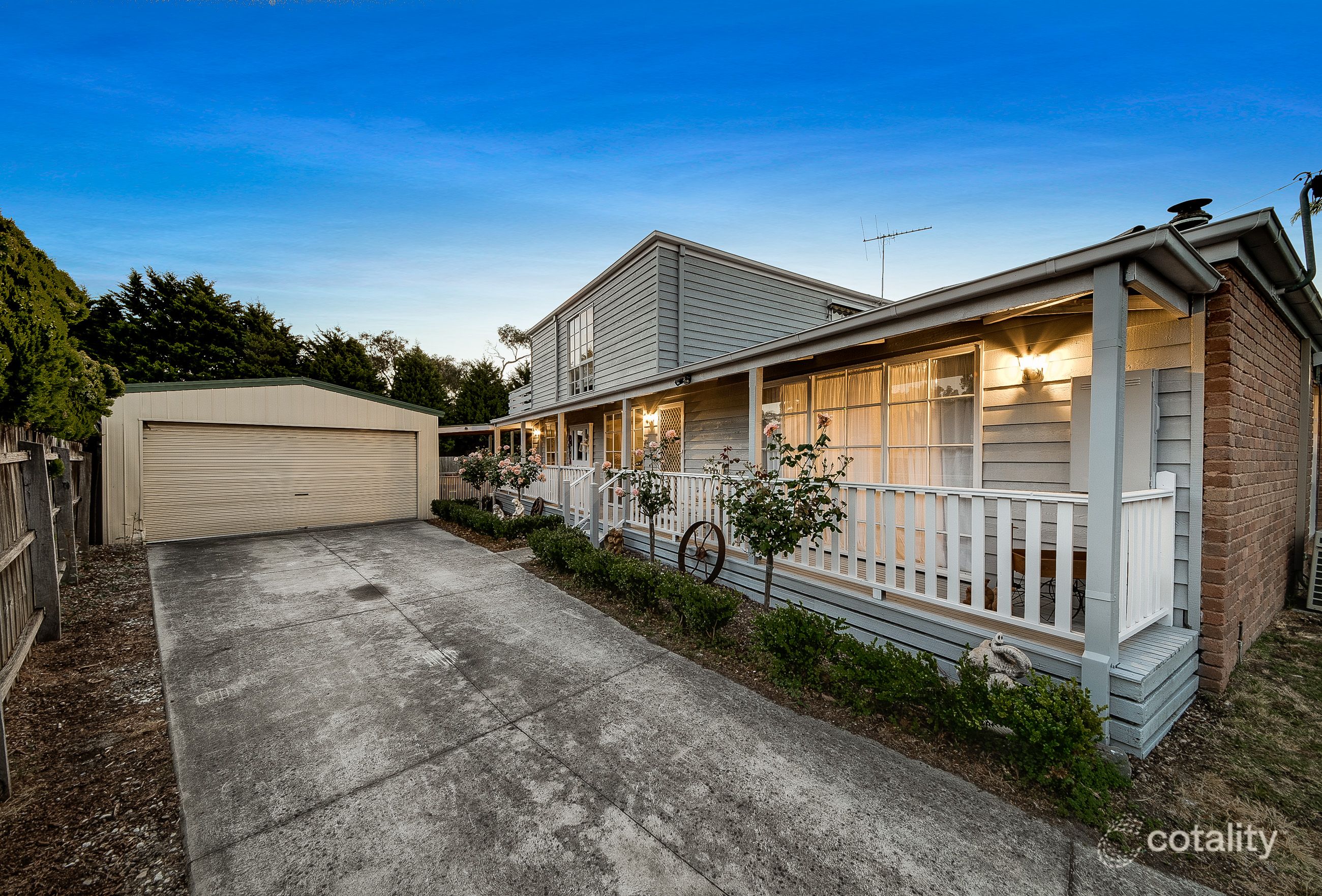 6 Albatross Cl, Blind Bight, VIC 3980