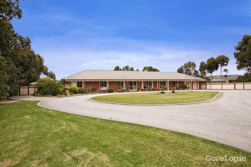 4 Mcadam Ct, Lara, VIC 3212